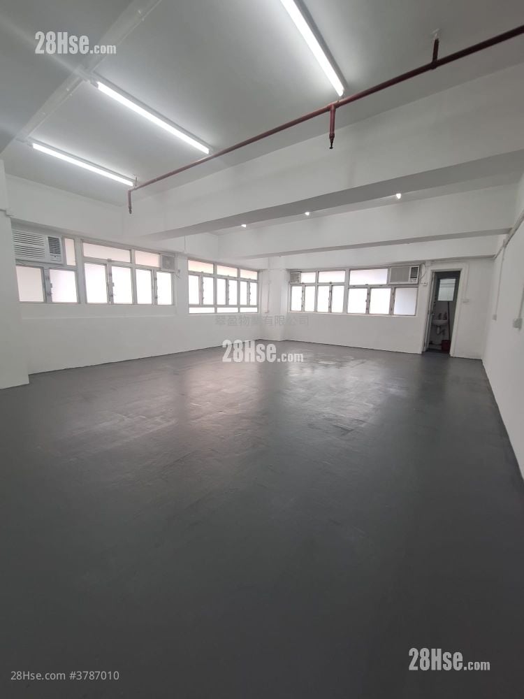 Tsun Win Factory Building Rental 650 ft²