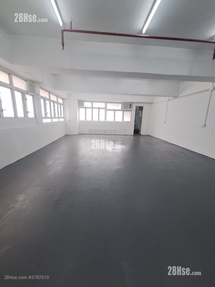Tsun Win Factory Building Rental 650 ft²