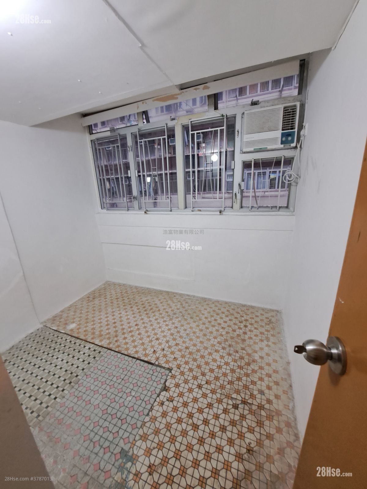 太成楼 租盘 2 房 , 1 浴室 312 平方尺