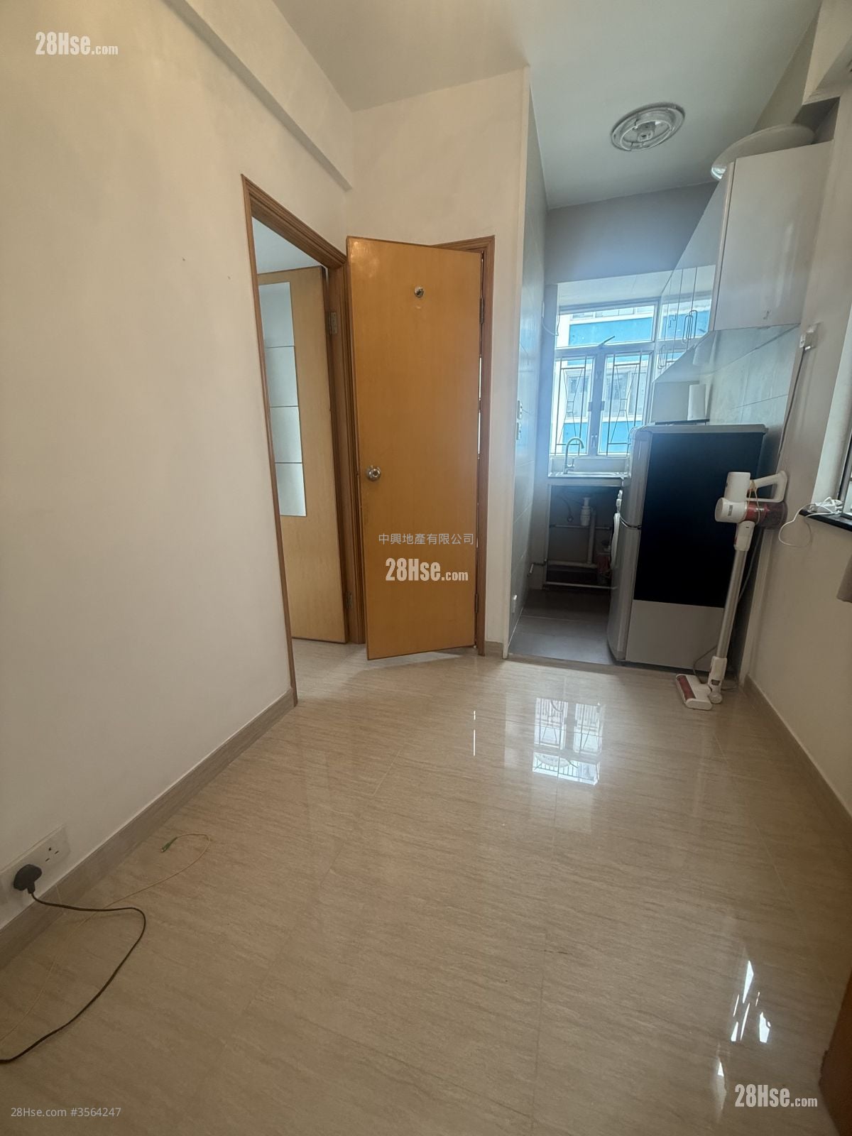 宝华大厦 租盘 1 房 , 1 浴室 193 平方尺