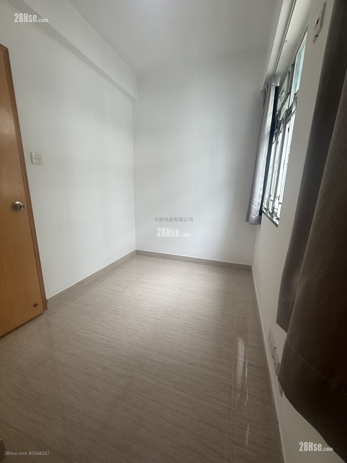 宝华大厦 租盘 1 房 , 1 浴室 193 平方尺