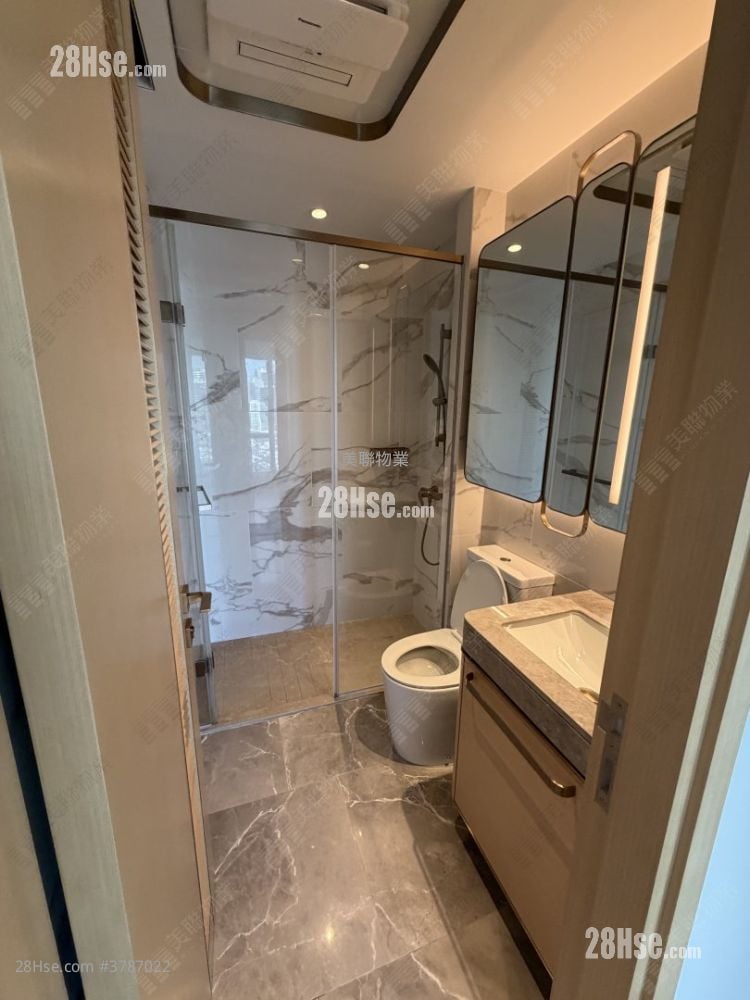 Miami Quay Rental 3 Bedrooms 716 ft²