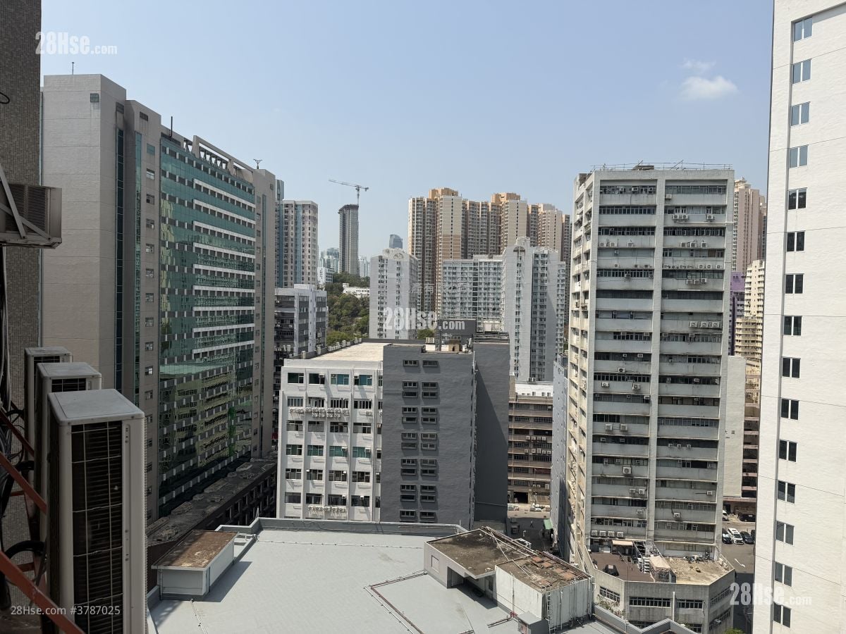 Vanta Industrial Centre Rental 2 Toilets 3,584 ft²