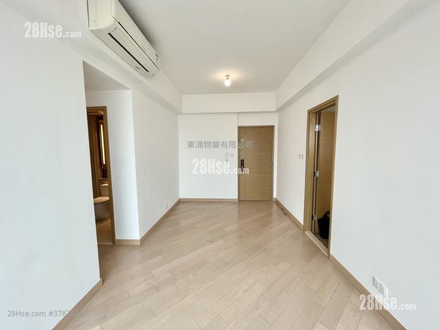 Century Link Rental 3 Bedrooms , 2 Bathrooms 644 ft²