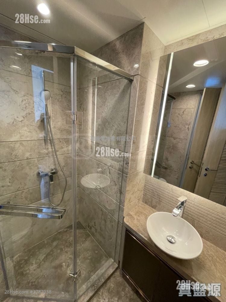 Sea To Sky Sell 4 Bedrooms , 4 Bathrooms 1,054 ft²