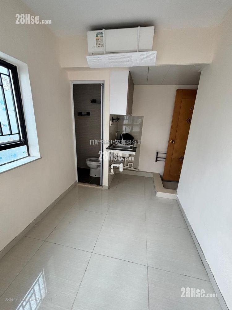 Alpine Garden Rental Studio , 1 Bathroom