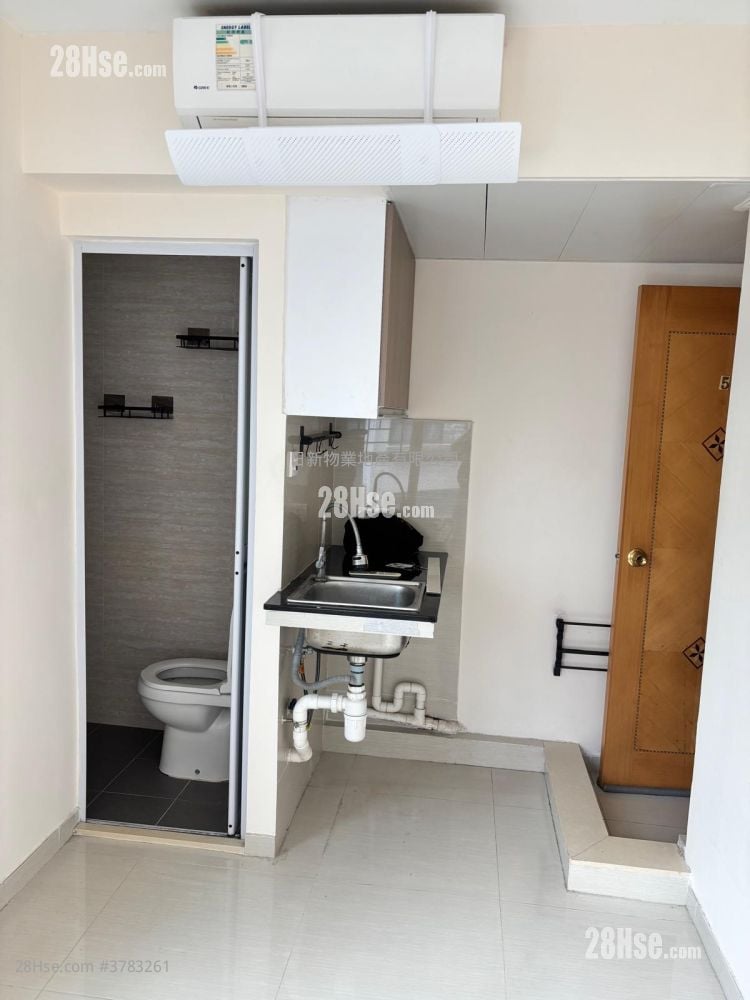 Alpine Garden Rental Studio , 1 Bathroom