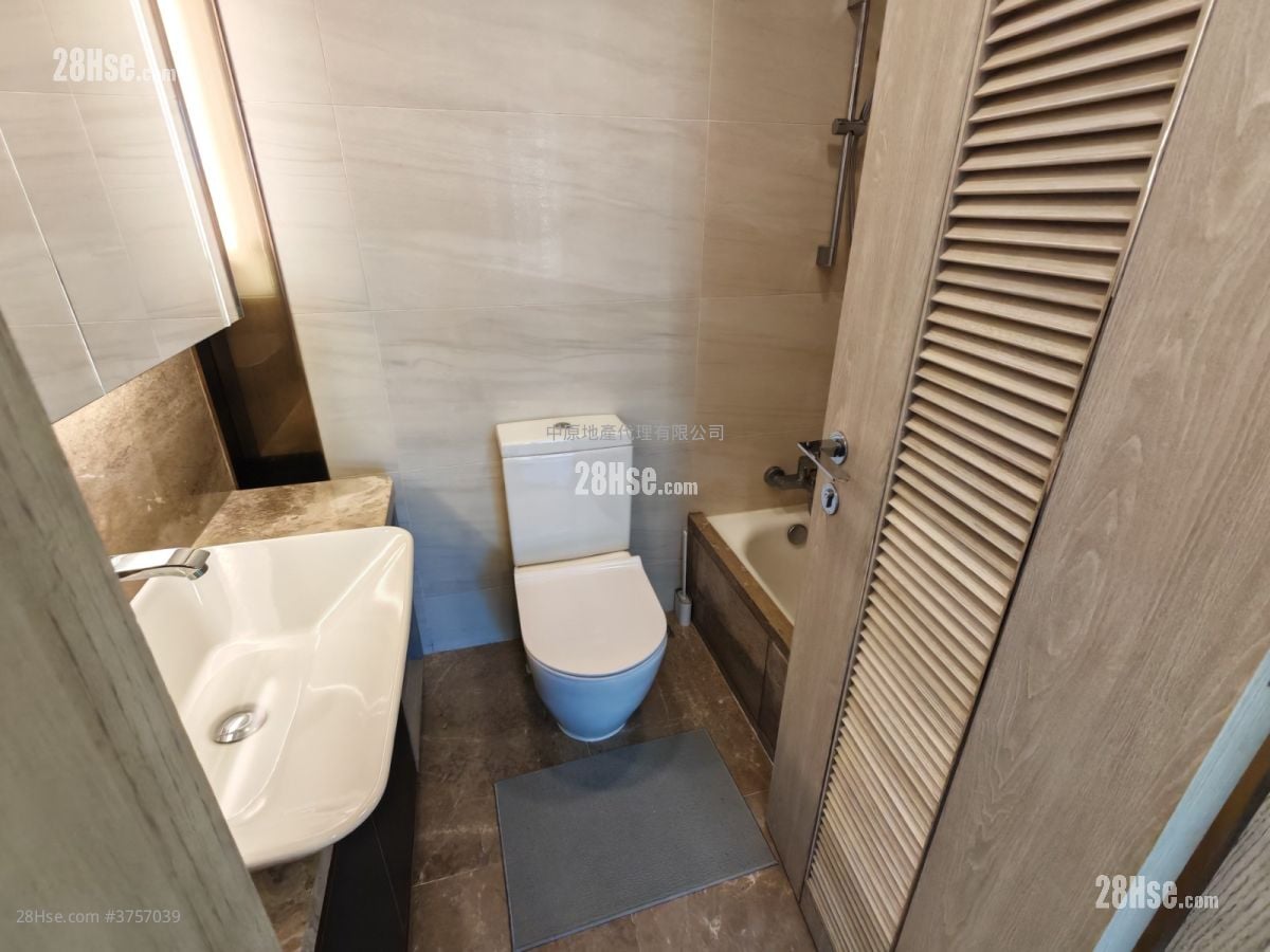 Sea To Sky 售盘 2 房 , 1 浴室 468 平方尺