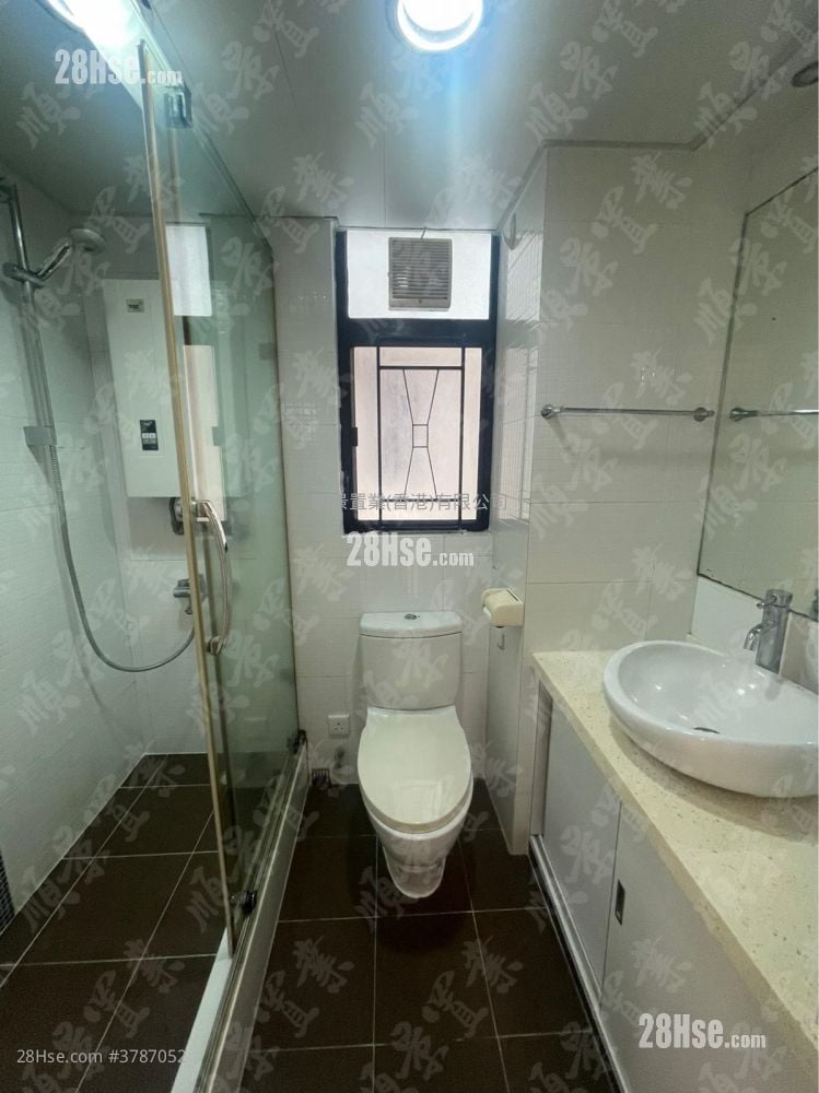 Prosperous Garden Sell 2 Bedrooms , 1 Bathroom 478 ft²