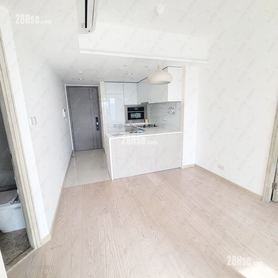 Sea To Sky Sell 2 Bedrooms , 1 Bathroom 481 ft²