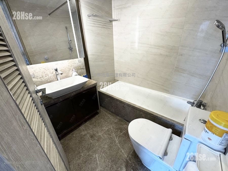 Sea To Sky Sell 2 Bedrooms , 1 Bathroom 481 ft²