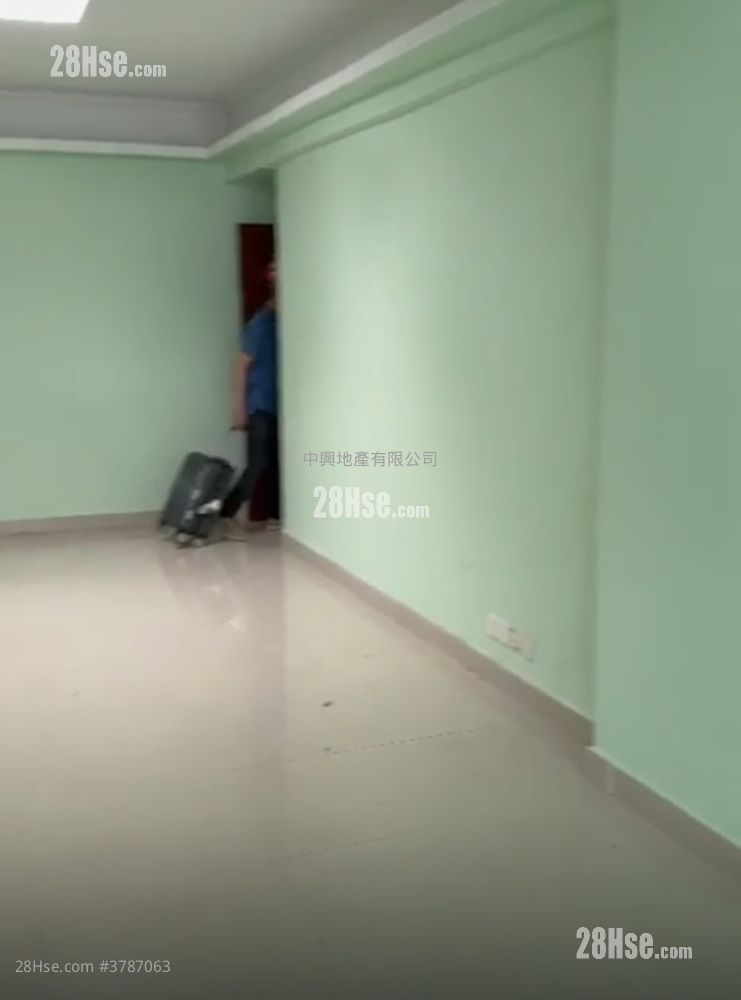 文英楼 售盘 3 房 , 2 浴室 665 平方尺