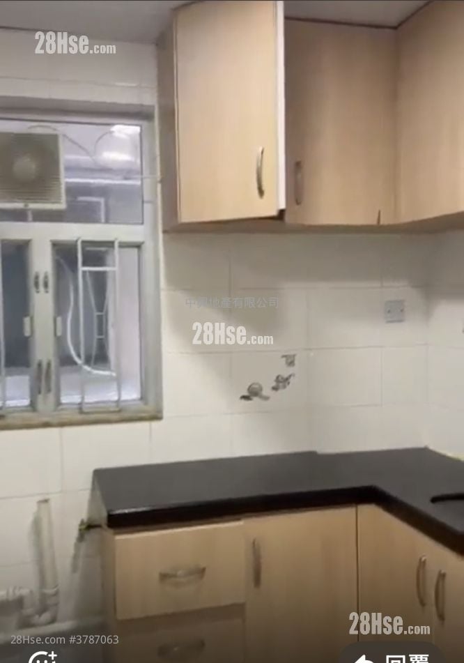 文英楼 售盘 3 房 , 2 浴室 665 平方尺