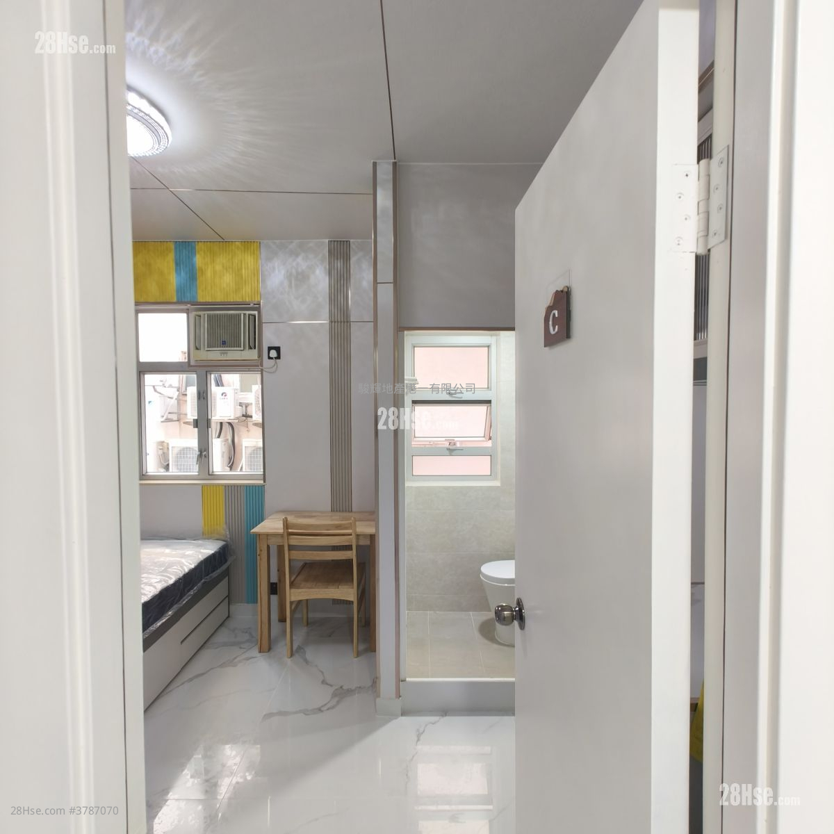 Golden Crown Court Rental 180 ft²