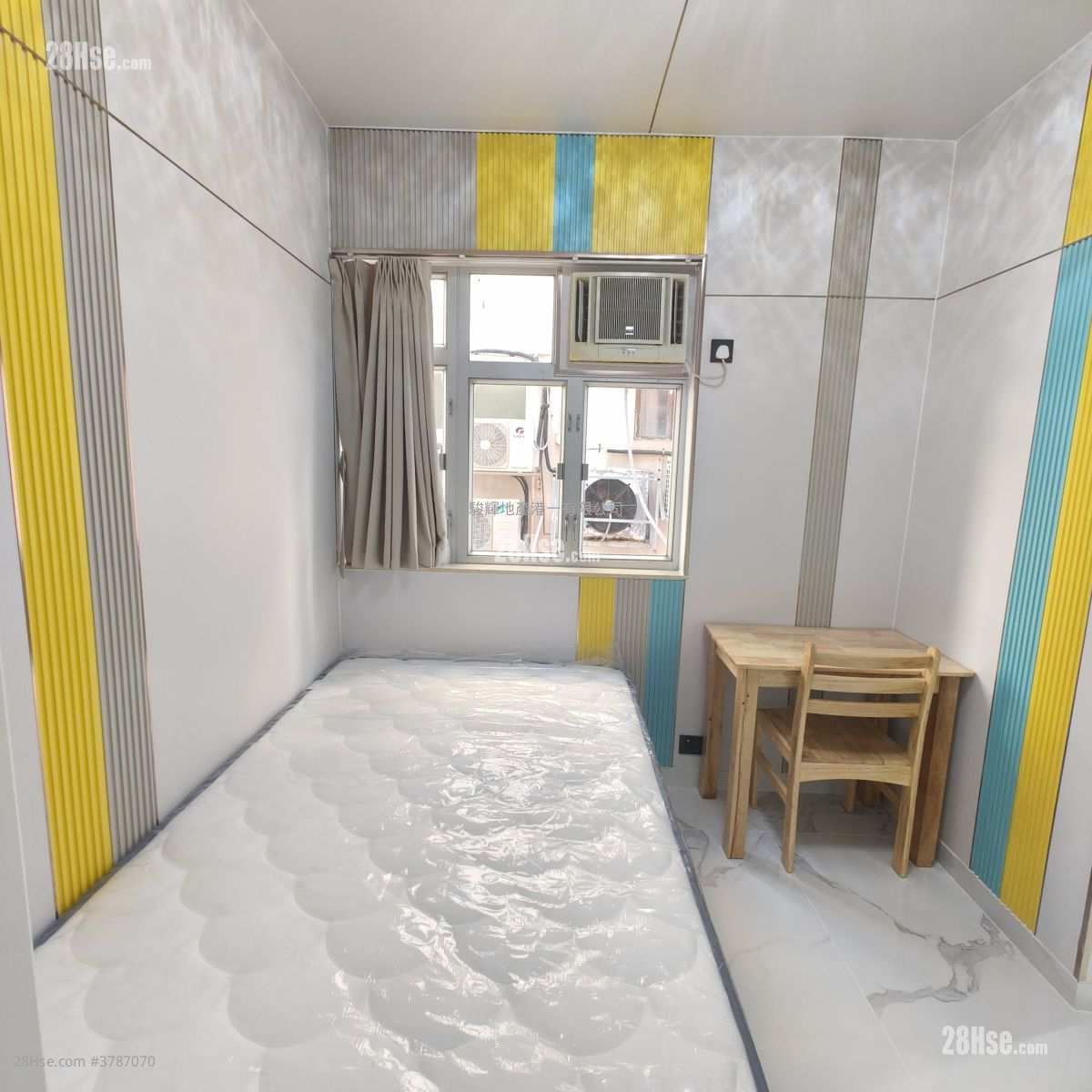 Golden Crown Court Rental 180 ft²