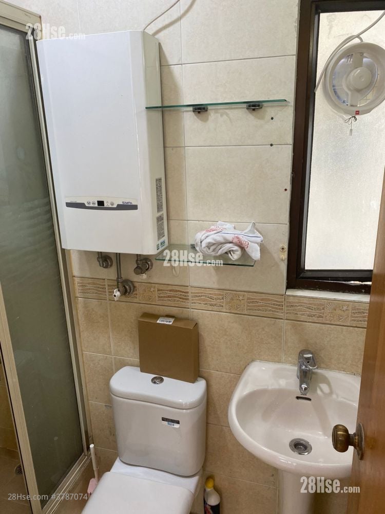 高乐花园 租盘 1 房 310 平方尺