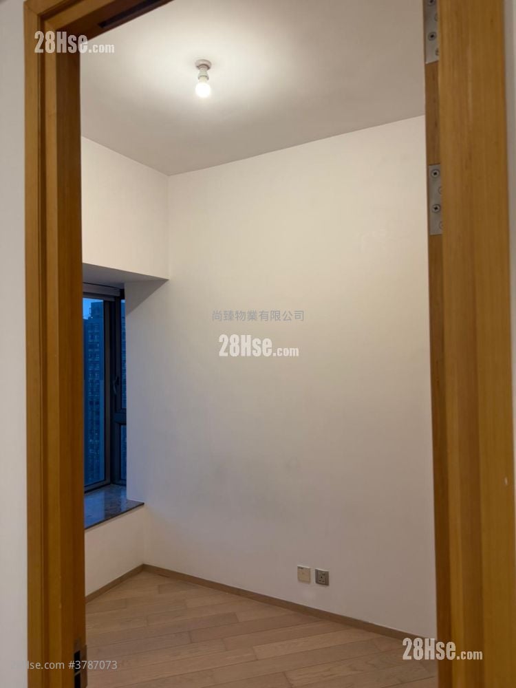 The Met. Sublime Rental 1 Bedroom , 1 Bathroom 259 ft²