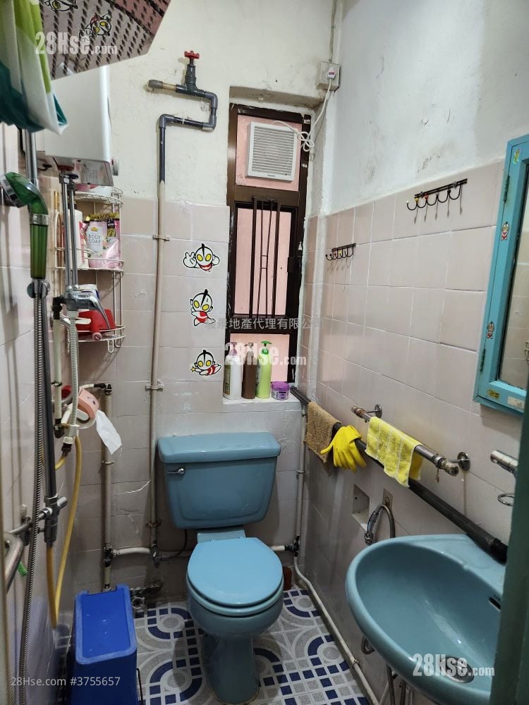 金威楼 售盘 2 房 , 1 浴室 353 平方尺