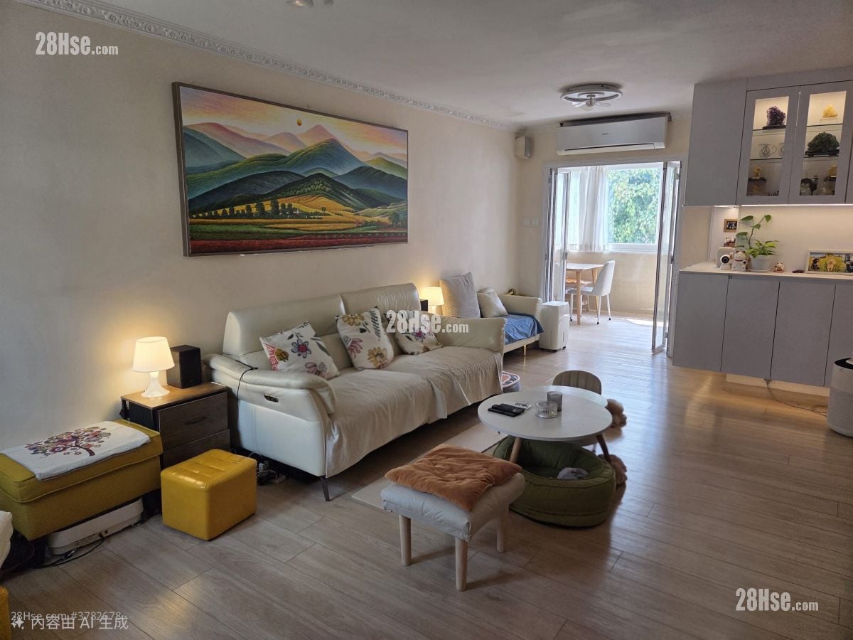 Maple Garden Sell 4 Bedrooms , 2 Bathrooms 695 ft²