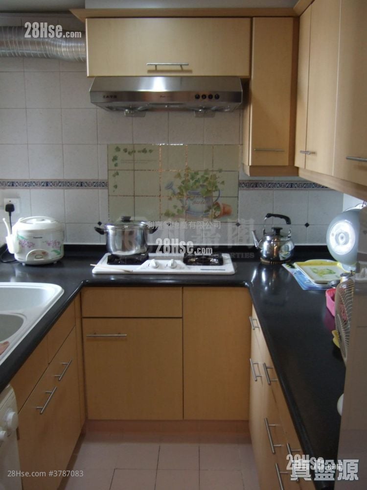 Classical Gardens Sell 3 Bedrooms , 2 Bathrooms 728 ft²