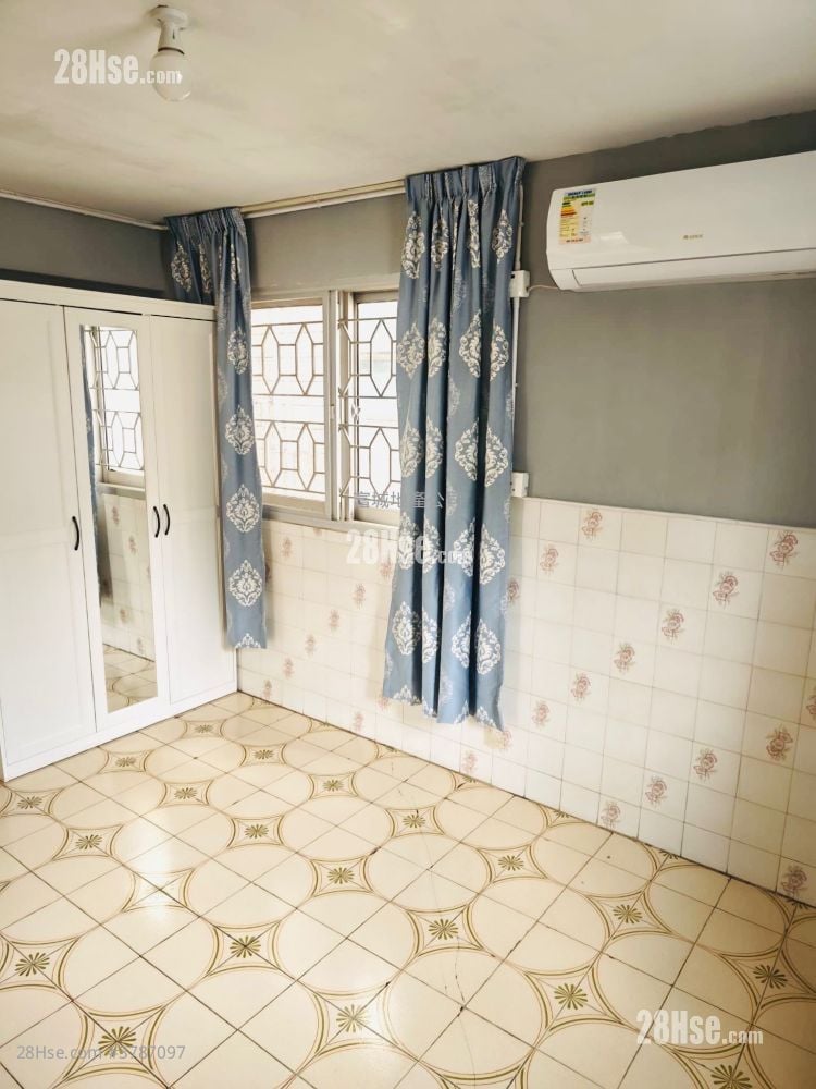 村屋 租盘 3 房 , 1 浴室 630 平方尺