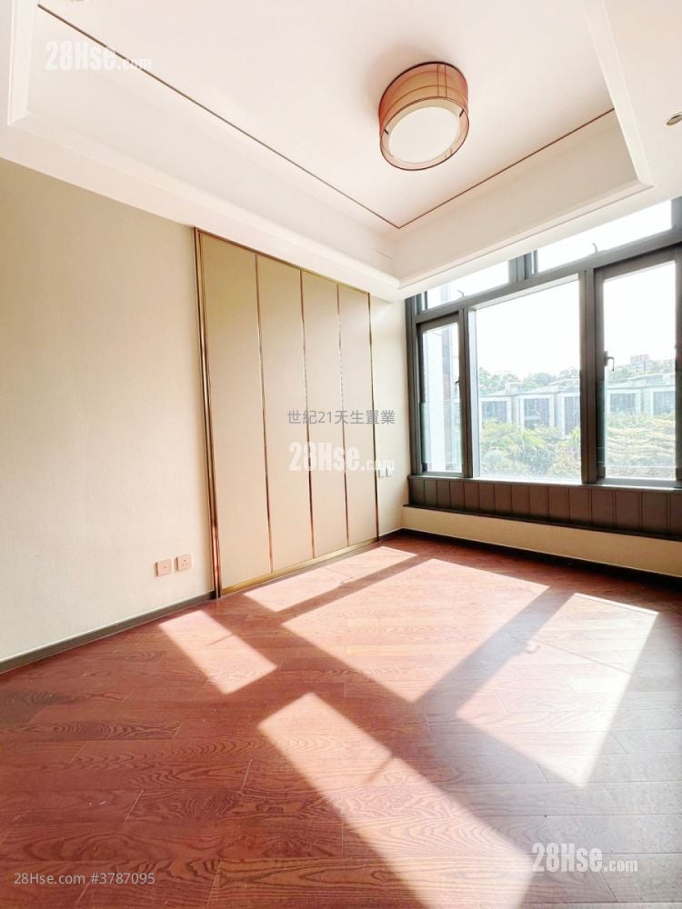 缇岸 售盘 4 房 , 2 浴室 798 平方尺