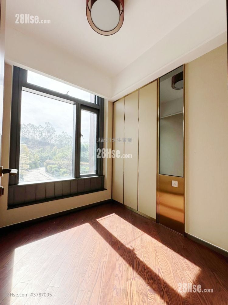 缇岸 售盘 4 房 , 2 浴室 798 平方尺