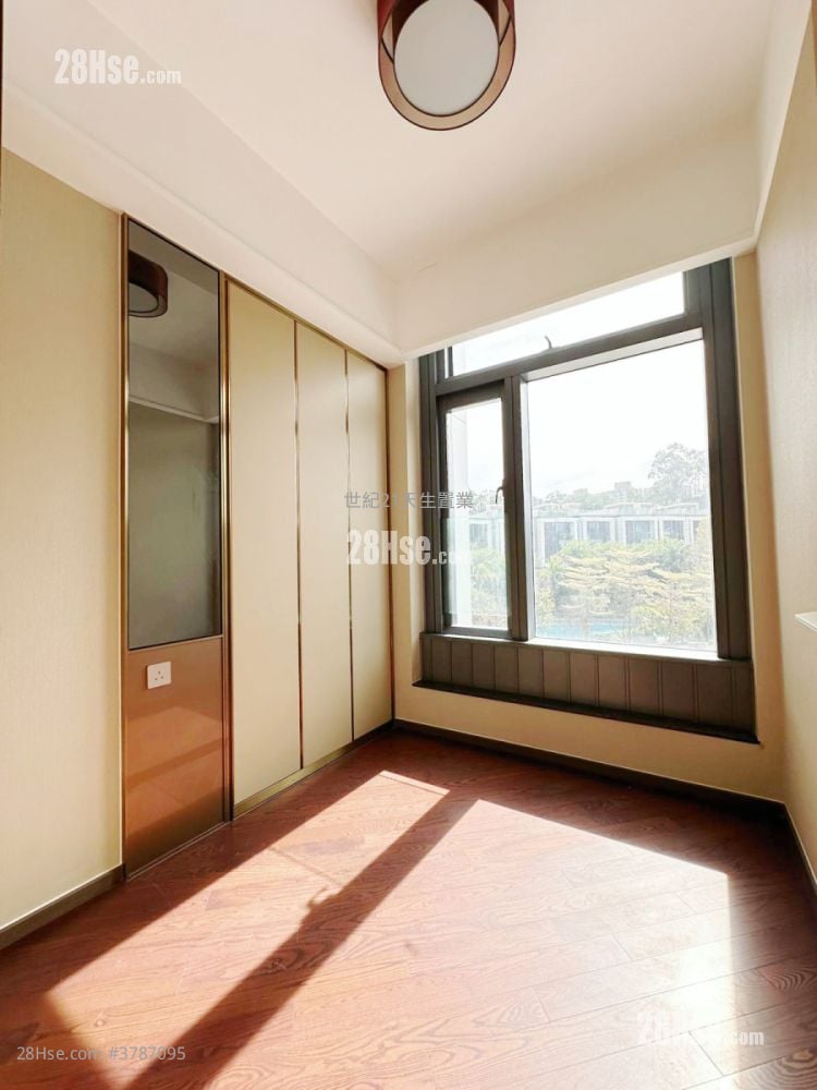 缇岸 售盘 4 房 , 2 浴室 798 平方尺