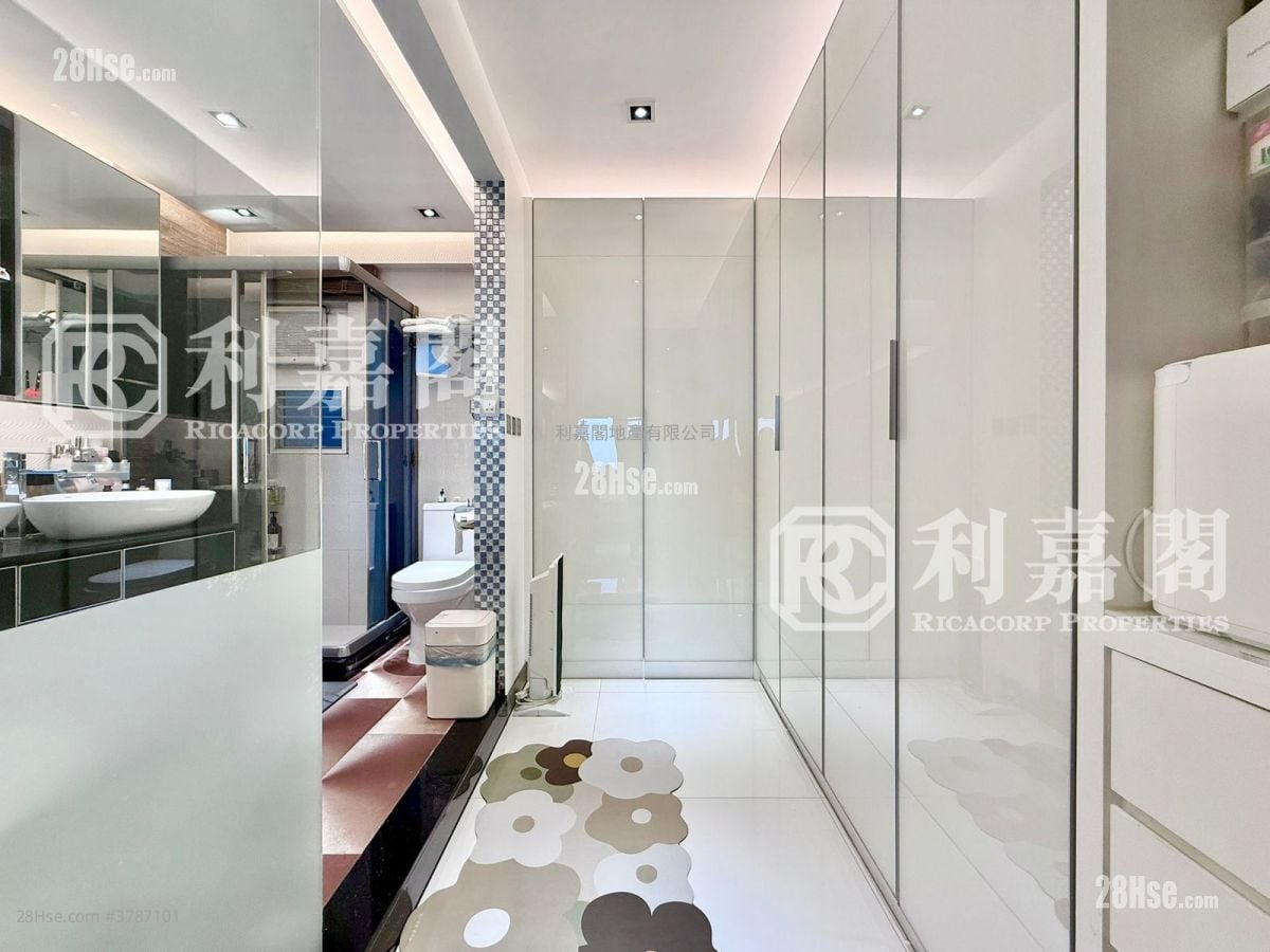 夏威夷花园 售盘 3 房 , 2 浴室 1,852 平方尺