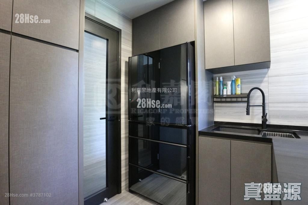 Mont Vert Sell 3 Bedrooms , 3 Bathrooms 845 ft²