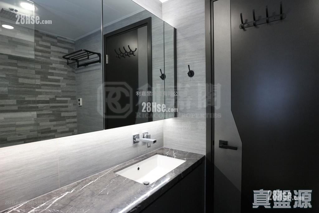 Mont Vert Sell 3 Bedrooms , 3 Bathrooms 845 ft²