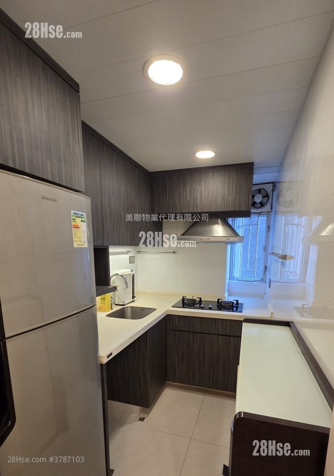 厨房: 丽都花园 售盘 3 房 , 2 浴室 617 平方尺