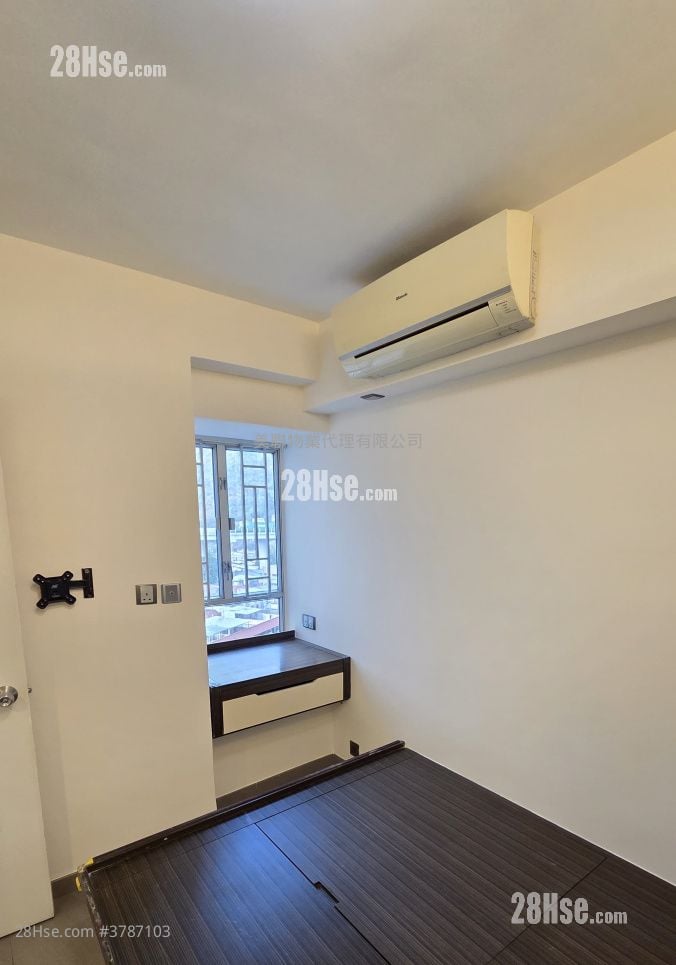 主人房: 丽都花园 售盘 3 房 , 2 浴室 617 平方尺