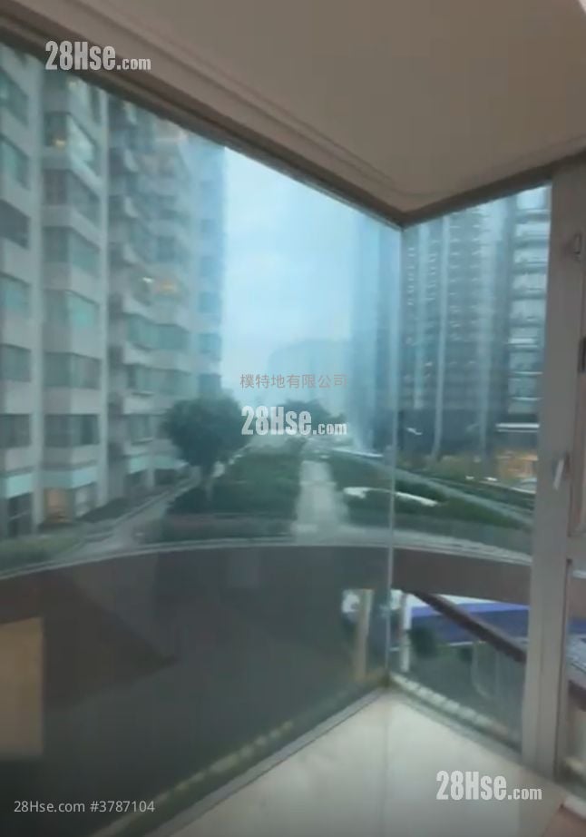 The Waterfront Rental 3 Bedrooms , 3 Bathrooms 934 ft²