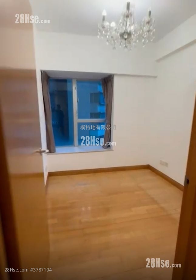 The Waterfront Rental 3 Bedrooms , 3 Bathrooms 934 ft²