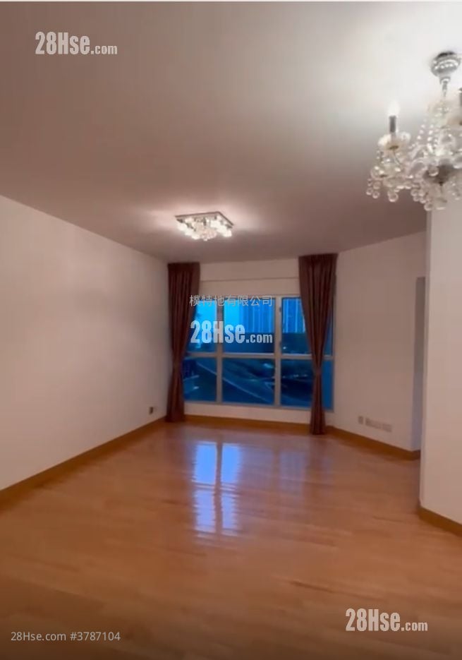 The Waterfront Rental 3 Bedrooms , 3 Bathrooms 934 ft²