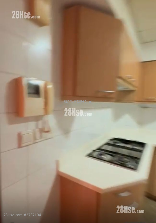 The Waterfront Rental 3 Bedrooms , 3 Bathrooms 934 ft²