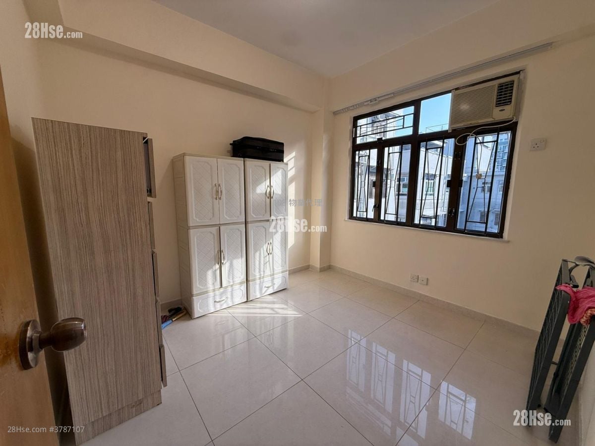 荣英大厦 售盘 3 房 , 2 浴室 1,032 平方尺