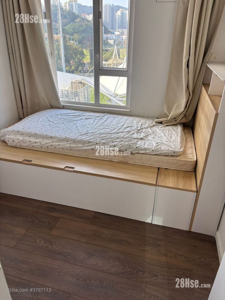 Springfield Court Sell 3 Bedrooms , 2 Bathrooms 647 ft²