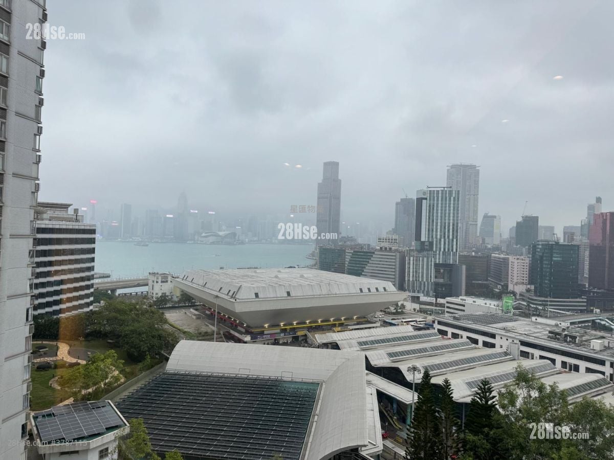 The Metropolis Residence Rental 2 Bedrooms , 1 Bathroom 471 ft²