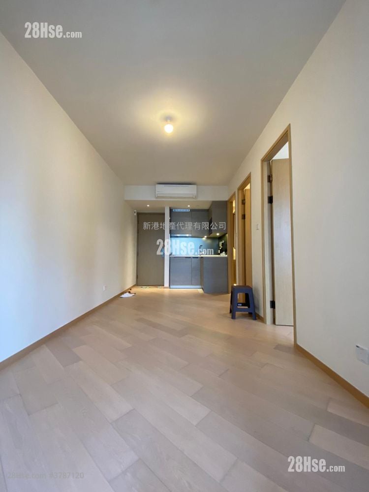 Upper East Sell 1 Bedroom , 1 Bathroom 362 ft²