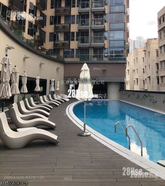 Upper East Sell 1 Bedroom , 1 Bathroom 362 ft²