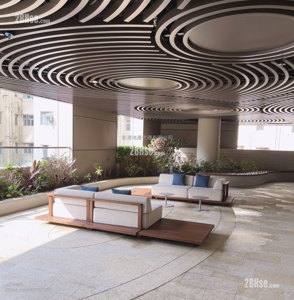 Upper East Sell 1 Bedroom , 1 Bathroom 362 ft²