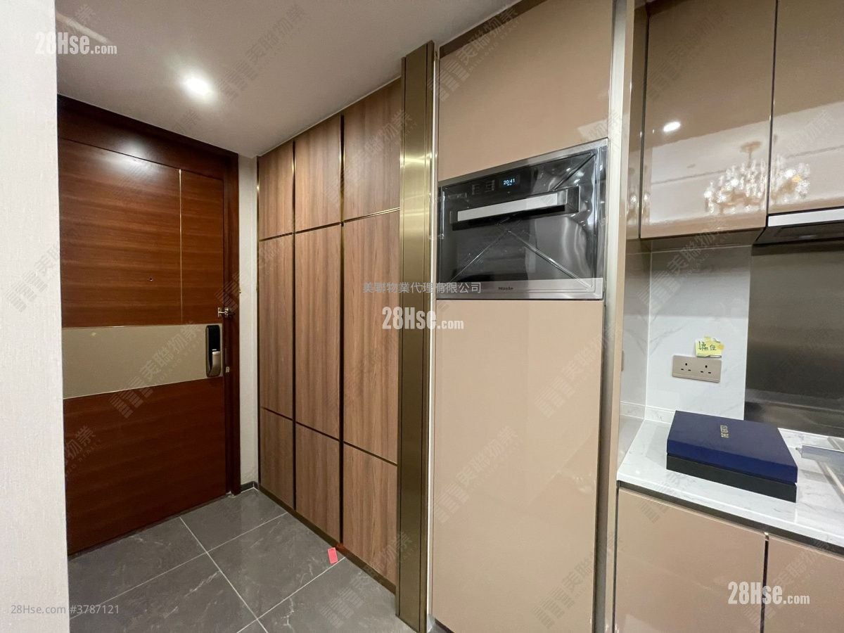 睿峰 售盘 1 房 300 平方尺