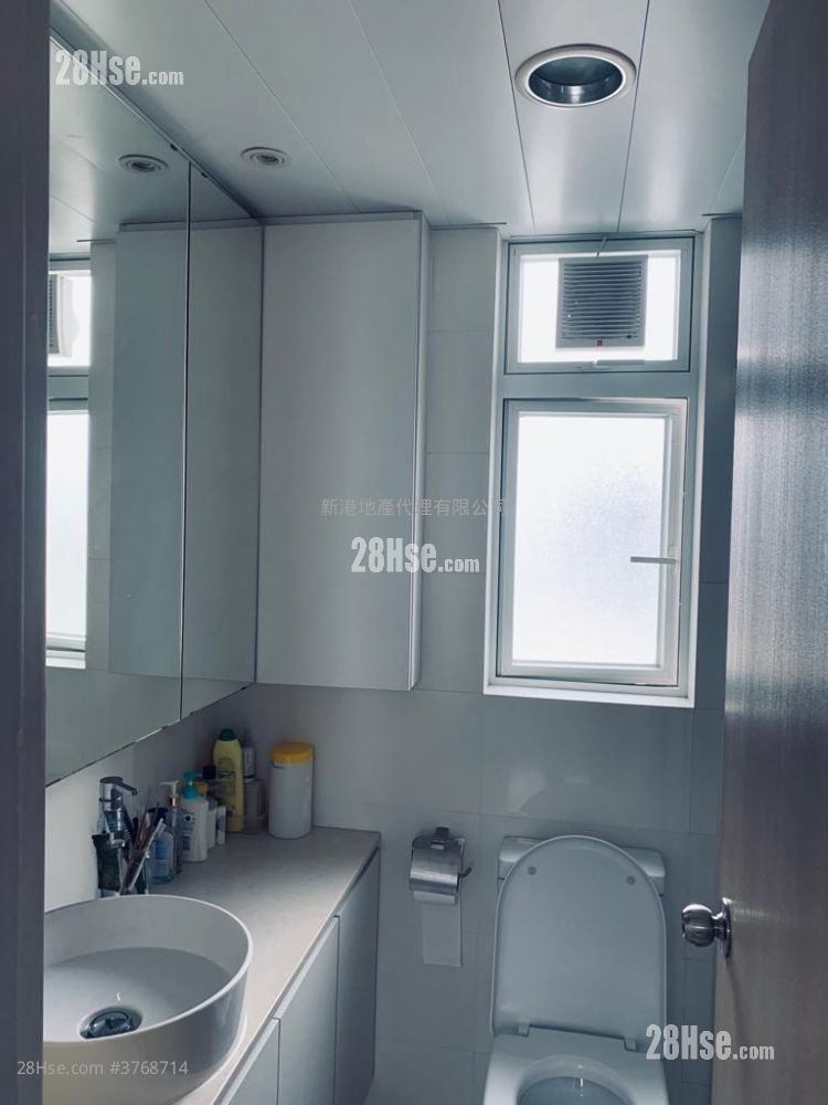 利港湾18 售盘 2 房 , 1 浴室 424 平方尺