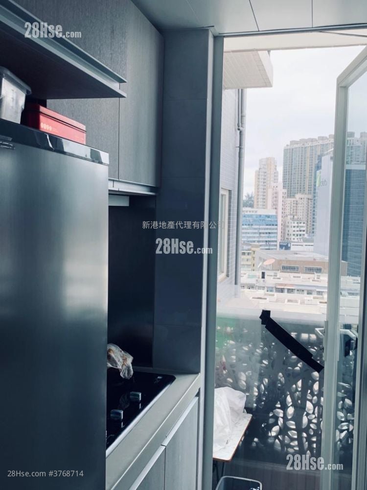 利港湾18 售盘 2 房 , 1 浴室 424 平方尺