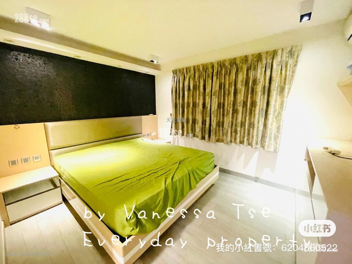 村屋 售盘 4 房 , 3 浴室 1,400 平方尺