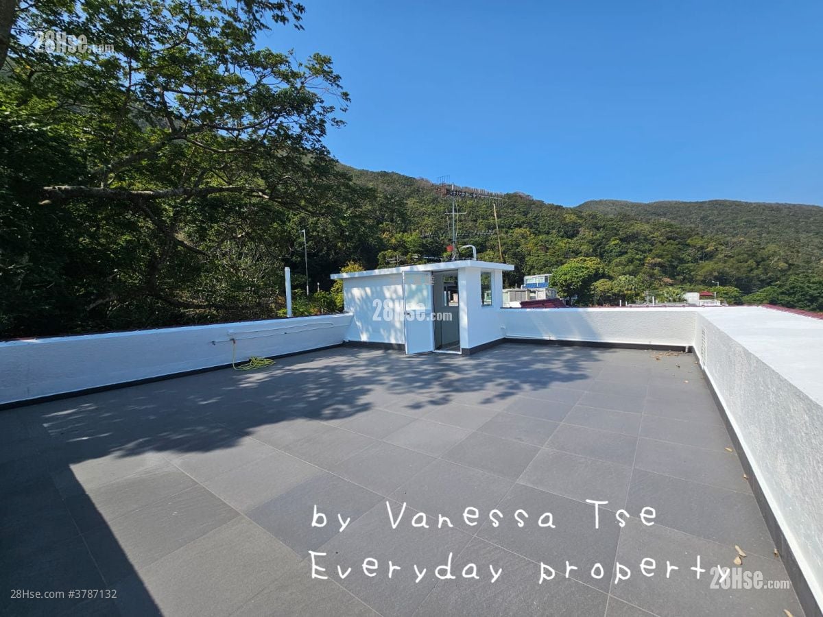 村屋 售盘 1 浴室 700 平方尺