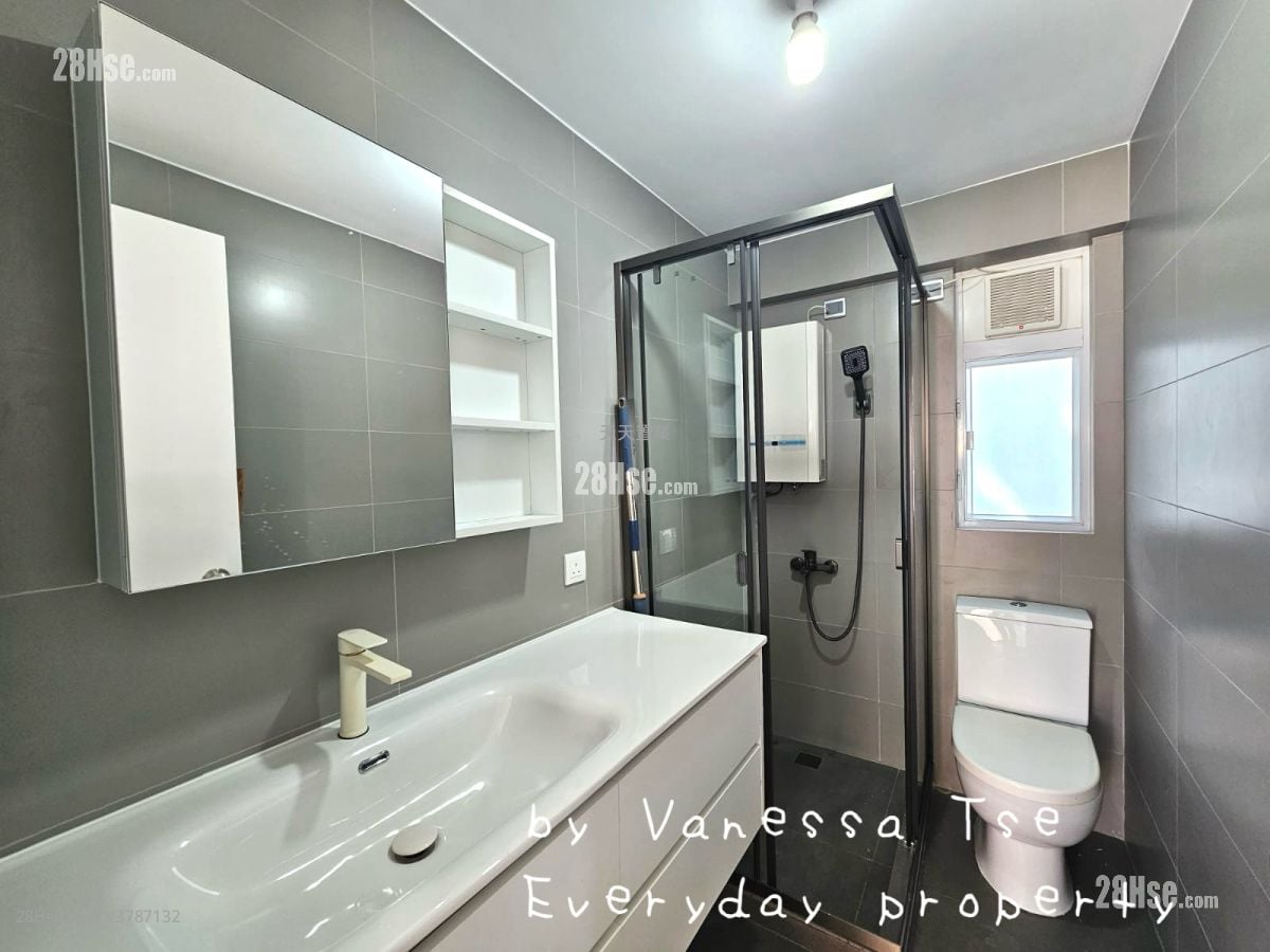 村屋 售盘 1 浴室 700 平方尺