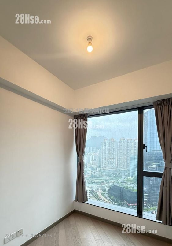 Upper River Bank Sell 3 Bedrooms , 2 Bathrooms 844 ft²